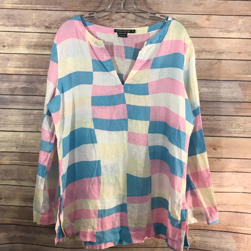 island company 100% Linen Top.